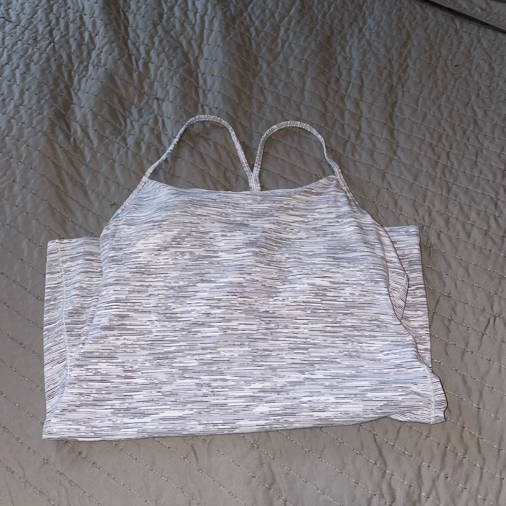Brand new lululemon power Y tank